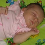 Развитие новорожденного малыша, слух и зрение
